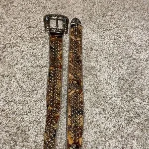 Never worn gorgeous belt with glittering gold colored rhinestones and crosses B.B. Simon | Accessories | Never Worn Gorgeous Belt With  main image 3